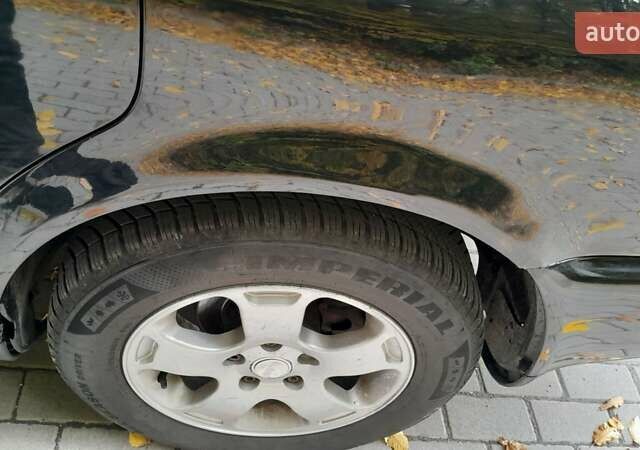 Ауді А6 1995 у Кременце на Automoto.ua Чорний Ауді А6, об'ємом двигуна 2.5 л та пробігом 602 тис. км за 2999 $, фото 6 на Automoto.ua