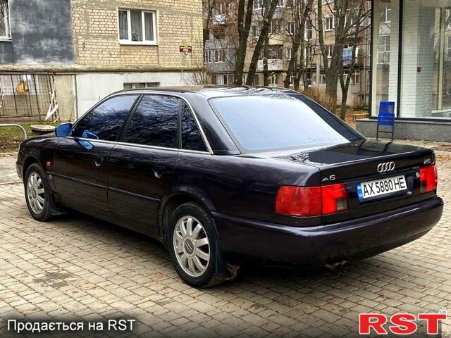 Черный Ауди А6, объемом двигателя 2.6 л и пробегом 350 тыс. км за 3500 $, фото 2 на Automoto.ua