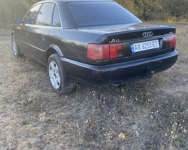 Черный Ауди А6, объемом двигателя 2.8 л и пробегом 300 тыс. км за 2850 $, фото 3 на Automoto.ua