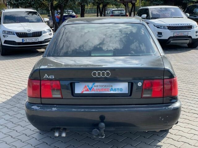Черный Ауди А6, объемом двигателя 2.5 л и пробегом 427 тыс. км за 2900 $, фото 5 на Automoto.ua