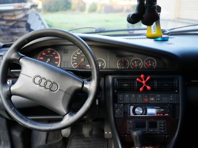 Черный Ауди А6, объемом двигателя 0 л и пробегом 447 тыс. км за 3200 $, фото 4 на Automoto.ua