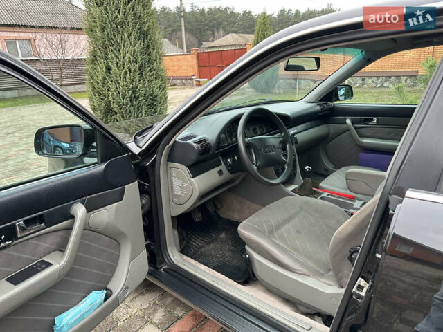 Чорний Ауді А6, об'ємом двигуна 2.6 л та пробігом 356 тис. км за 4600 $, фото 4 на Automoto.ua