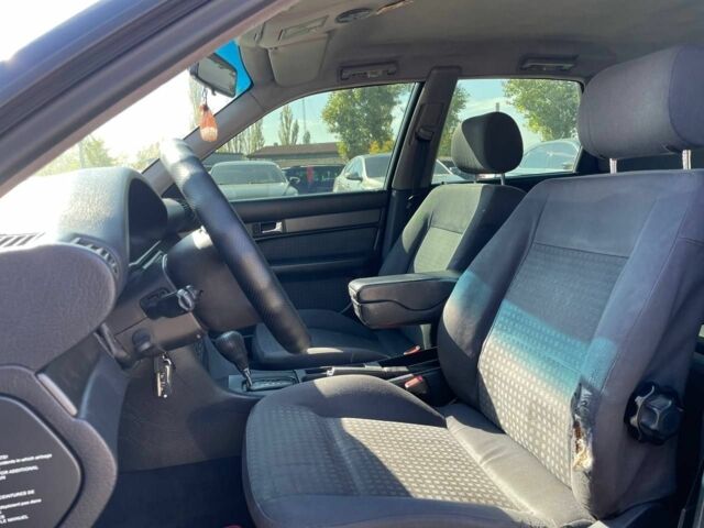 Черный Ауди А6, объемом двигателя 2.5 л и пробегом 427 тыс. км за 2900 $, фото 11 на Automoto.ua