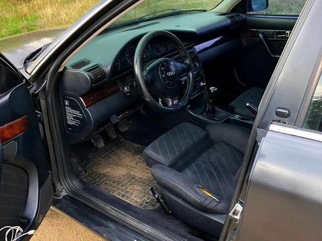 Черный Ауди А6, объемом двигателя 2.6 л и пробегом 0 тыс. км за 2500 $, фото 7 на Automoto.ua
