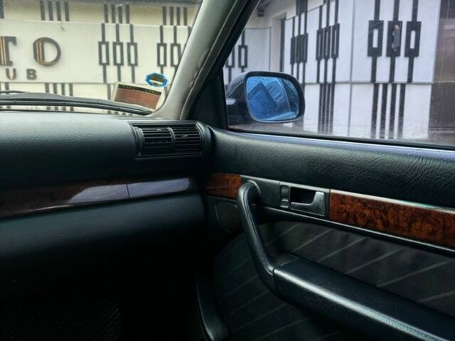 Чорний Ауді А6, об'ємом двигуна 2.6 л та пробігом 360 тис. км за 4000 $, фото 4 на Automoto.ua