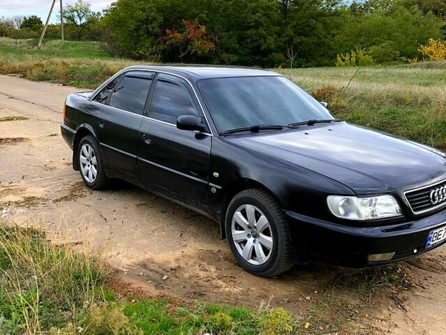 Черный Ауди А6, объемом двигателя 2.6 л и пробегом 0 тыс. км за 2500 $, фото 2 на Automoto.ua