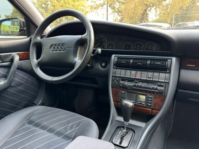 Ауди А6 1996 в Кривом Роге на Automoto.ua Черный Ауди А6, объемом двигателя 2.8 л и пробегом 385 тыс. км за 4500 $, фото 13 на Automoto.ua