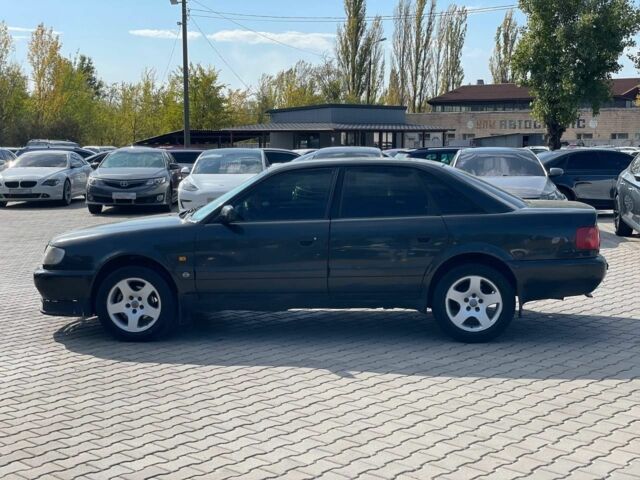 Черный Ауди А6, объемом двигателя 2.5 л и пробегом 427 тыс. км за 2900 $, фото 3 на Automoto.ua