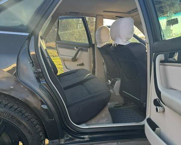 Черный Ауди А6, объемом двигателя 2.8 л и пробегом 231 тыс. км за 3900 $, фото 11 на Automoto.ua