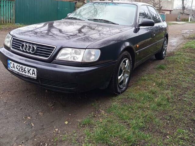 Черный Ауди А6, объемом двигателя 2.5 л и пробегом 290 тыс. км за 3700 $, фото 4 на Automoto.ua