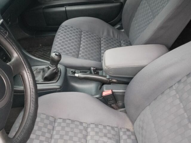 Черный Ауди А6, объемом двигателя 1.9 л и пробегом 4 тыс. км за 4600 $, фото 1 на Automoto.ua