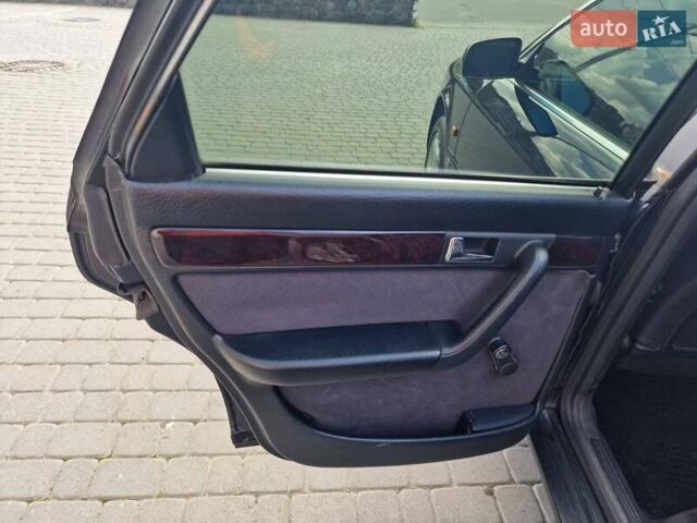 Черный Ауди А6, объемом двигателя 2.6 л и пробегом 580 тыс. км за 3500 $, фото 13 на Automoto.ua