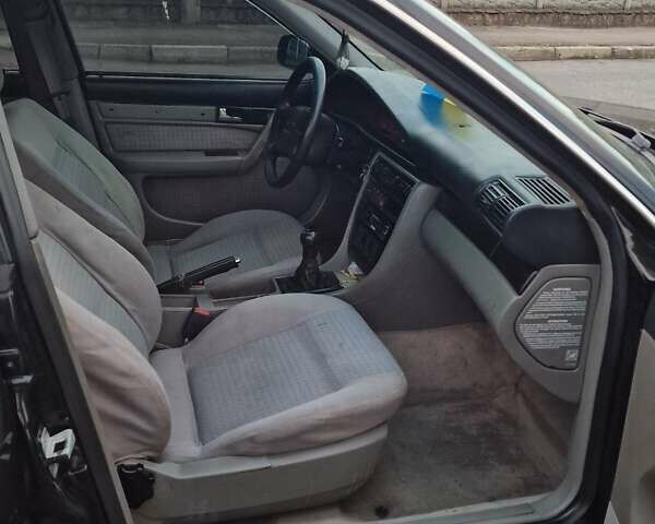 Ауди А6 1997 в Стрые на Automoto.ua Черный Ауди А6, объемом двигателя 2.46 л и пробегом 380 тыс. км за 2700 $, фото 28 на Automoto.ua
