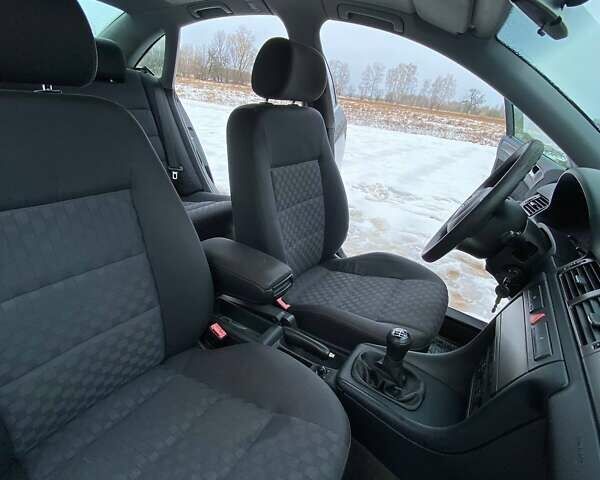 Черный Ауди А6, объемом двигателя 2.5 л и пробегом 350 тыс. км за 4000 $, фото 15 на Automoto.ua