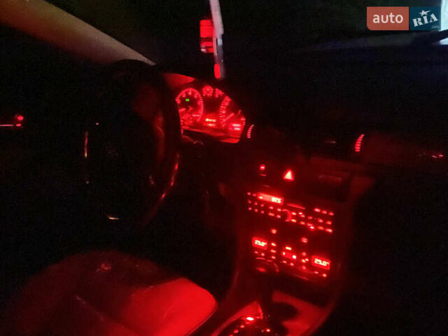 Черный Ауди А6, объемом двигателя 2.4 л и пробегом 390 тыс. км за 3600 $, фото 8 на Automoto.ua