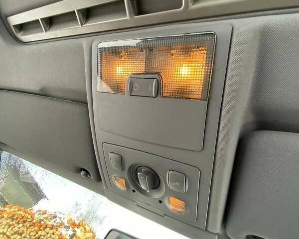 Черный Ауди А6, объемом двигателя 2.5 л и пробегом 350 тыс. км за 4000 $, фото 7 на Automoto.ua