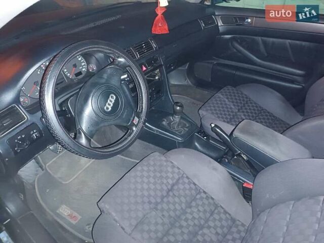 Черный Ауди А6, объемом двигателя 2.5 л и пробегом 337 тыс. км за 1499 $, фото 5 на Automoto.ua