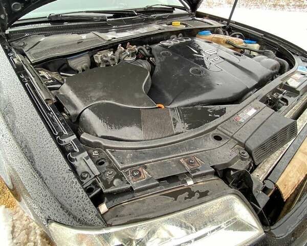 Черный Ауди А6, объемом двигателя 2.5 л и пробегом 350 тыс. км за 4000 $, фото 4 на Automoto.ua