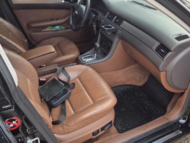 Чорний Ауді А6, об'ємом двигуна 2.4 л та пробігом 276 тис. км за 3950 $, фото 4 на Automoto.ua