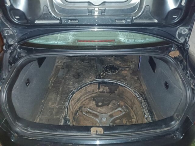 Черный Ауди А6, объемом двигателя 2.5 л и пробегом 337 тыс. км за 1499 $, фото 2 на Automoto.ua