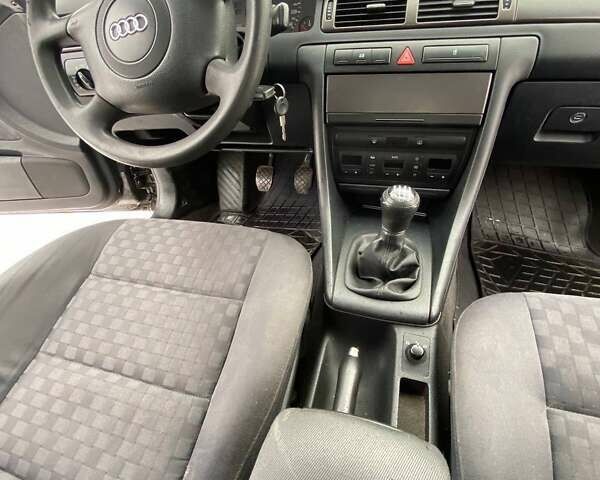 Черный Ауди А6, объемом двигателя 2.5 л и пробегом 350 тыс. км за 4000 $, фото 18 на Automoto.ua