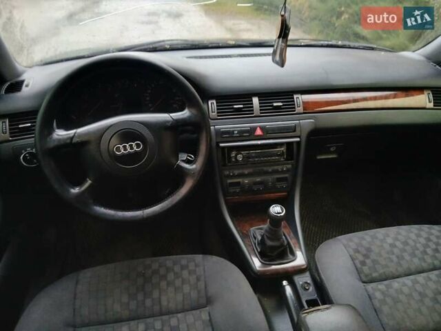 Черный Ауди А6, объемом двигателя 1.78 л и пробегом 300 тыс. км за 3000 $, фото 8 на Automoto.ua