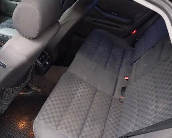 Чорний Ауді А6, об'ємом двигуна 1.78 л та пробігом 294 тис. км за 3300 $, фото 12 на Automoto.ua