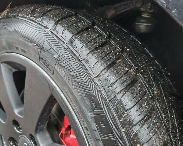 Черный Ауди А6, объемом двигателя 1.9 л и пробегом 256 тыс. км за 3800 $, фото 4 на Automoto.ua