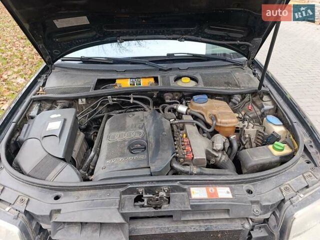 Черный Ауди А6, объемом двигателя 1.78 л и пробегом 253 тыс. км за 4500 $, фото 13 на Automoto.ua