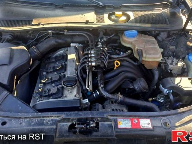 Черный Ауди А6, объемом двигателя 1.8 л и пробегом 300 тыс. км за 4500 $, фото 9 на Automoto.ua