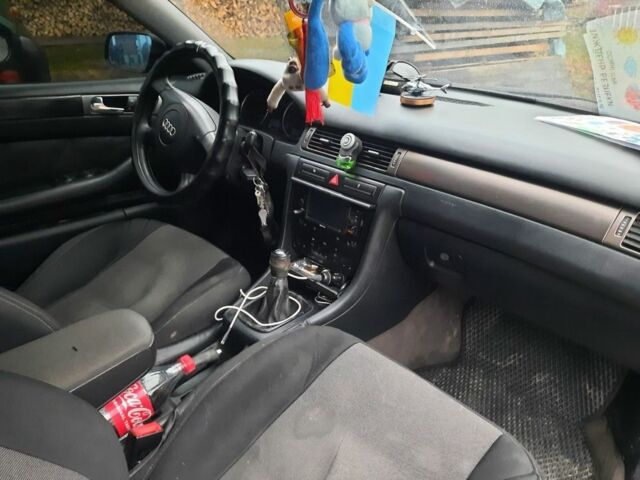 Черный Ауди А6, объемом двигателя 1.8 л и пробегом 350 тыс. км за 4000 $, фото 5 на Automoto.ua