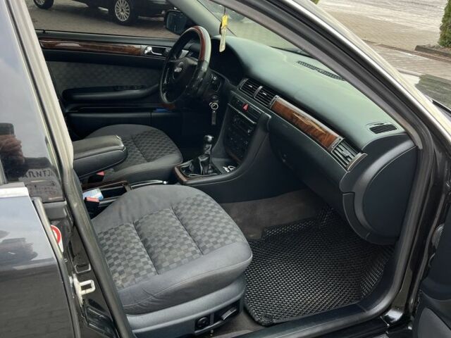 Черный Ауди А6, объемом двигателя 1.8 л и пробегом 369 тыс. км за 3700 $, фото 4 на Automoto.ua