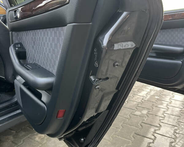 Чорний Ауді А6, об'ємом двигуна 1.8 л та пробігом 369 тис. км за 3900 $, фото 12 на Automoto.ua