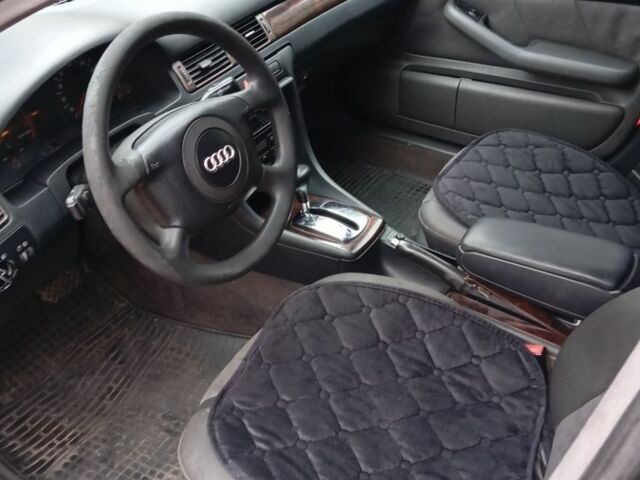 Чорний Ауді А6, об'ємом двигуна 1.8 л та пробігом 294 тис. км за 3300 $, фото 6 на Automoto.ua