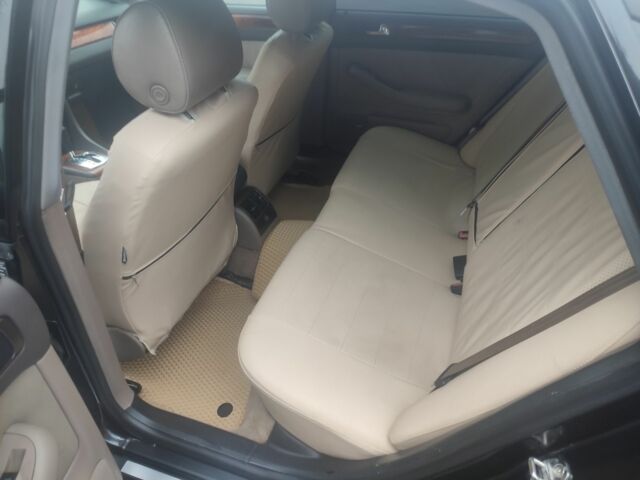 Черный Ауди А6, объемом двигателя 2.8 л и пробегом 340 тыс. км за 4800 $, фото 6 на Automoto.ua