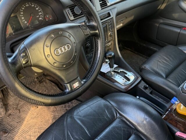 Чорний Ауді А6, об'ємом двигуна 2.5 л та пробігом 400 тис. км за 3063 $, фото 1 на Automoto.ua