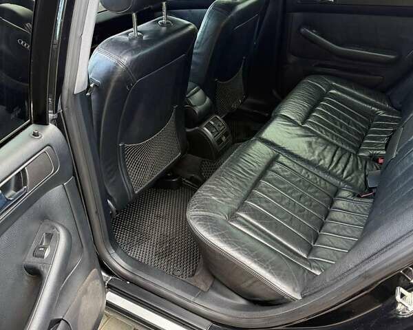 Чорний Ауді А6, об'ємом двигуна 2.39 л та пробігом 300 тис. км за 3600 $, фото 1 на Automoto.ua