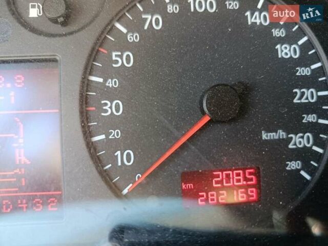 Чорний Ауді А6, об'ємом двигуна 2.7 л та пробігом 282 тис. км за 6800 $, фото 6 на Automoto.ua