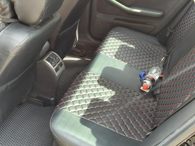 Черный Ауди А6, объемом двигателя 2.5 л и пробегом 380 тыс. км за 4000 $, фото 6 на Automoto.ua