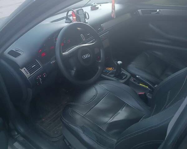 Черный Ауди А6, объемом двигателя 2.4 л и пробегом 442 тыс. км за 4800 $, фото 9 на Automoto.ua