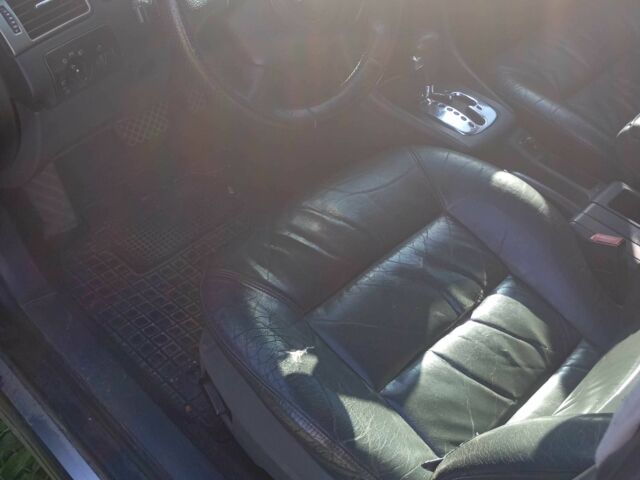 Черный Ауди А6, объемом двигателя 2.5 л и пробегом 379 тыс. км за 2500 $, фото 4 на Automoto.ua