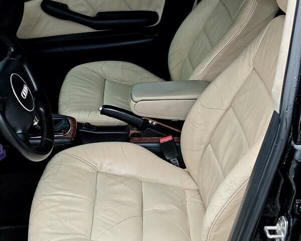 Чорний Ауді А6, об'ємом двигуна 2.67 л та пробігом 316 тис. км за 8000 $, фото 16 на Automoto.ua