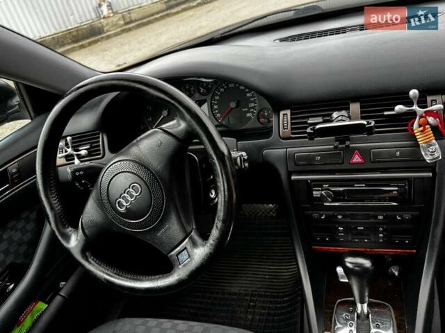 Чорний Ауді А6, об'ємом двигуна 2.39 л та пробігом 244 тис. км за 5300 $, фото 6 на Automoto.ua