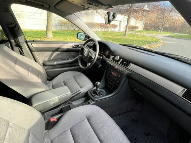 Черный Ауди А6, объемом двигателя 1.8 л и пробегом 400 тыс. км за 4600 $, фото 5 на Automoto.ua