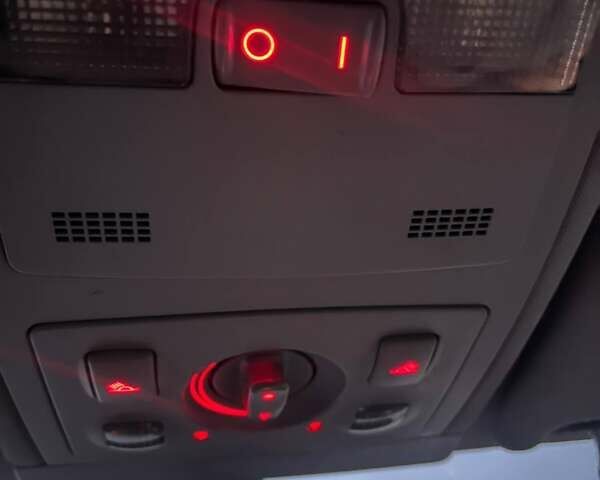 Черный Ауди А6, объемом двигателя 2.5 л и пробегом 366 тыс. км за 4600 $, фото 18 на Automoto.ua