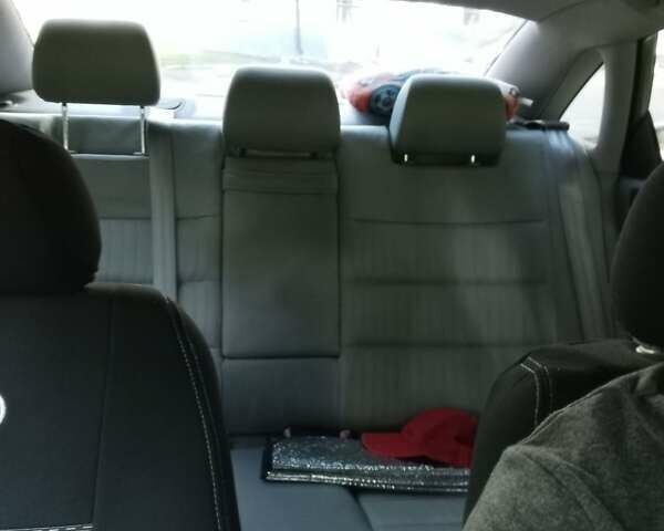 Черный Ауди А6, объемом двигателя 2 л и пробегом 217 тыс. км за 6200 $, фото 4 на Automoto.ua