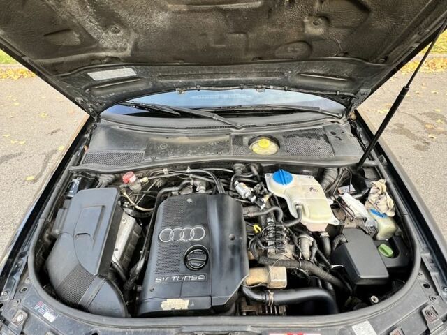 Черный Ауди А6, объемом двигателя 1.8 л и пробегом 400 тыс. км за 4600 $, фото 11 на Automoto.ua