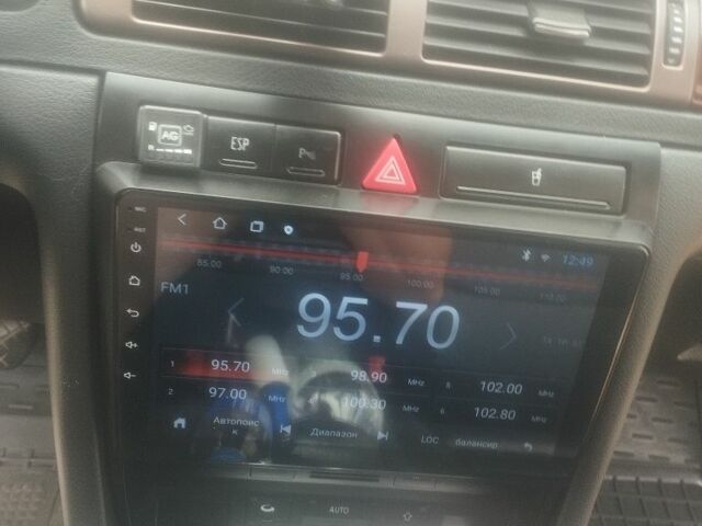 Черный Ауди А6, объемом двигателя 2.4 л и пробегом 500 тыс. км за 4100 $, фото 5 на Automoto.ua