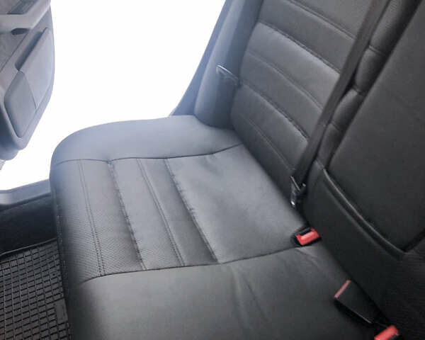 Черный Ауди А6, объемом двигателя 2.5 л и пробегом 400 тыс. км за 4722 $, фото 13 на Automoto.ua