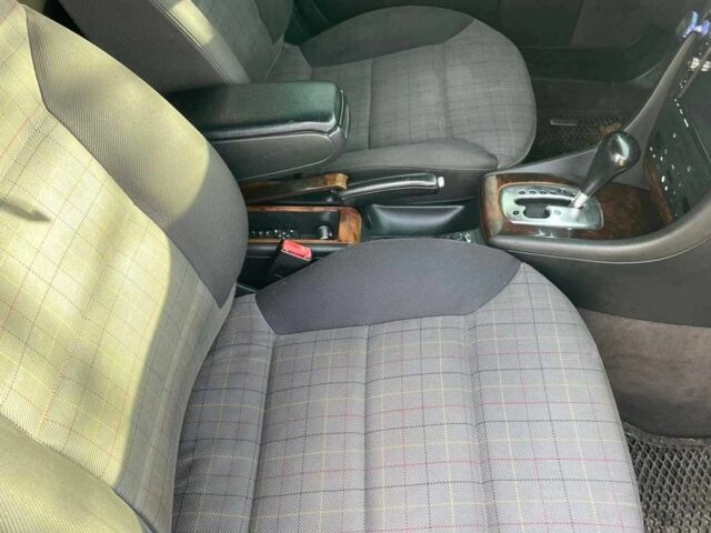 Ауді А6 2002 у Шостке на Automoto.ua Чорний Ауді А6, об'ємом двигуна 2.5 л та пробігом 300 тис. км за 5200 $, фото 3 на Automoto.ua